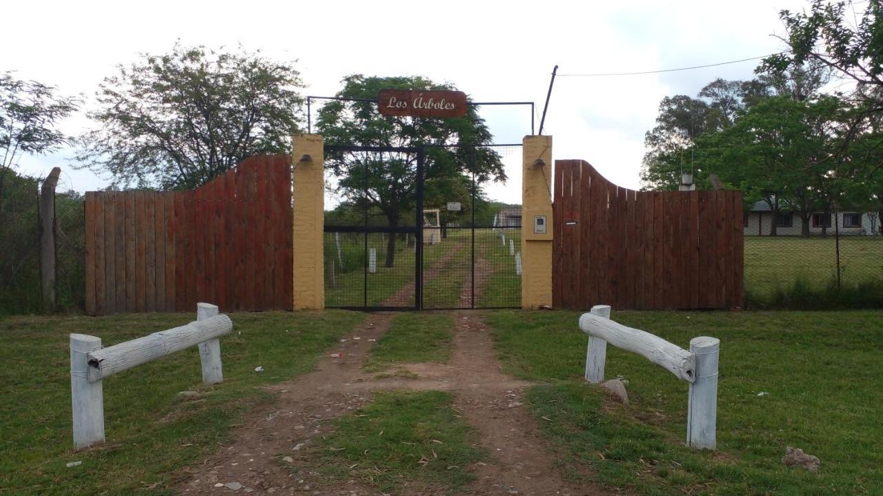Los Arboles, Casa Completa A 5 Minutos Del Aeropuerto Езейза Екстериор снимка